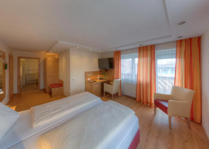 Leimer Braeu 3* Lenzing