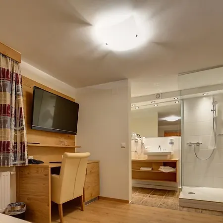 Leimer Braeu 3* Lenzing